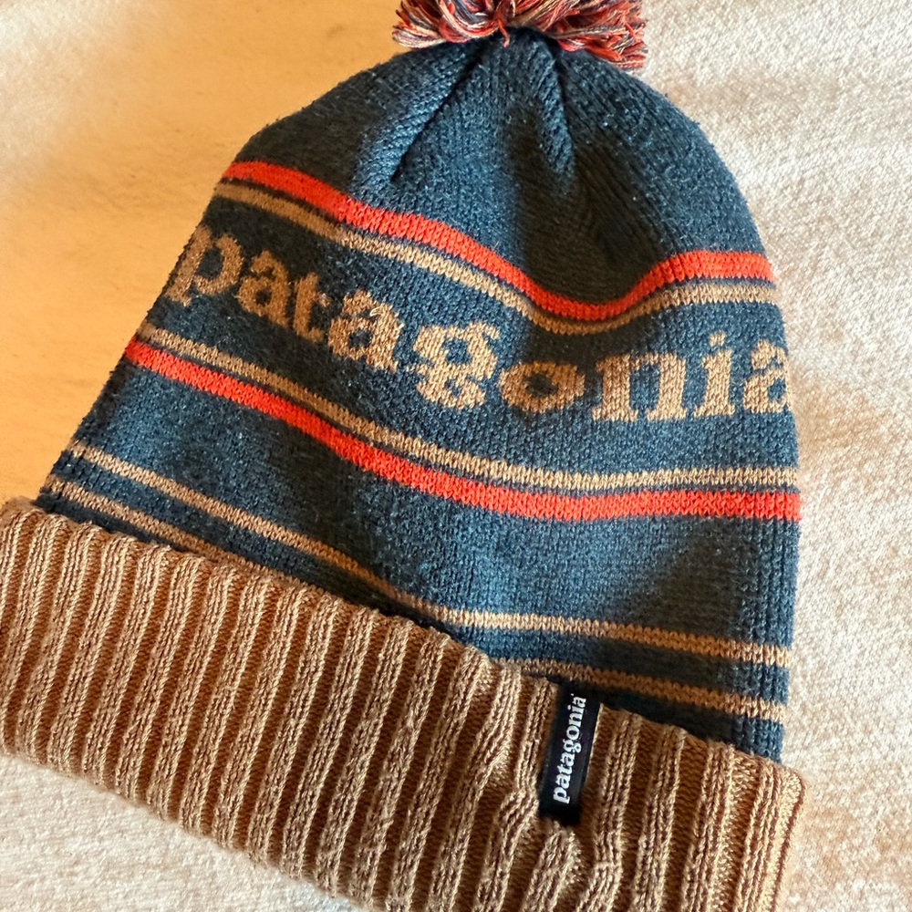 Patagonia Blue and Brown Knit Beanie - Picture 4 of 5